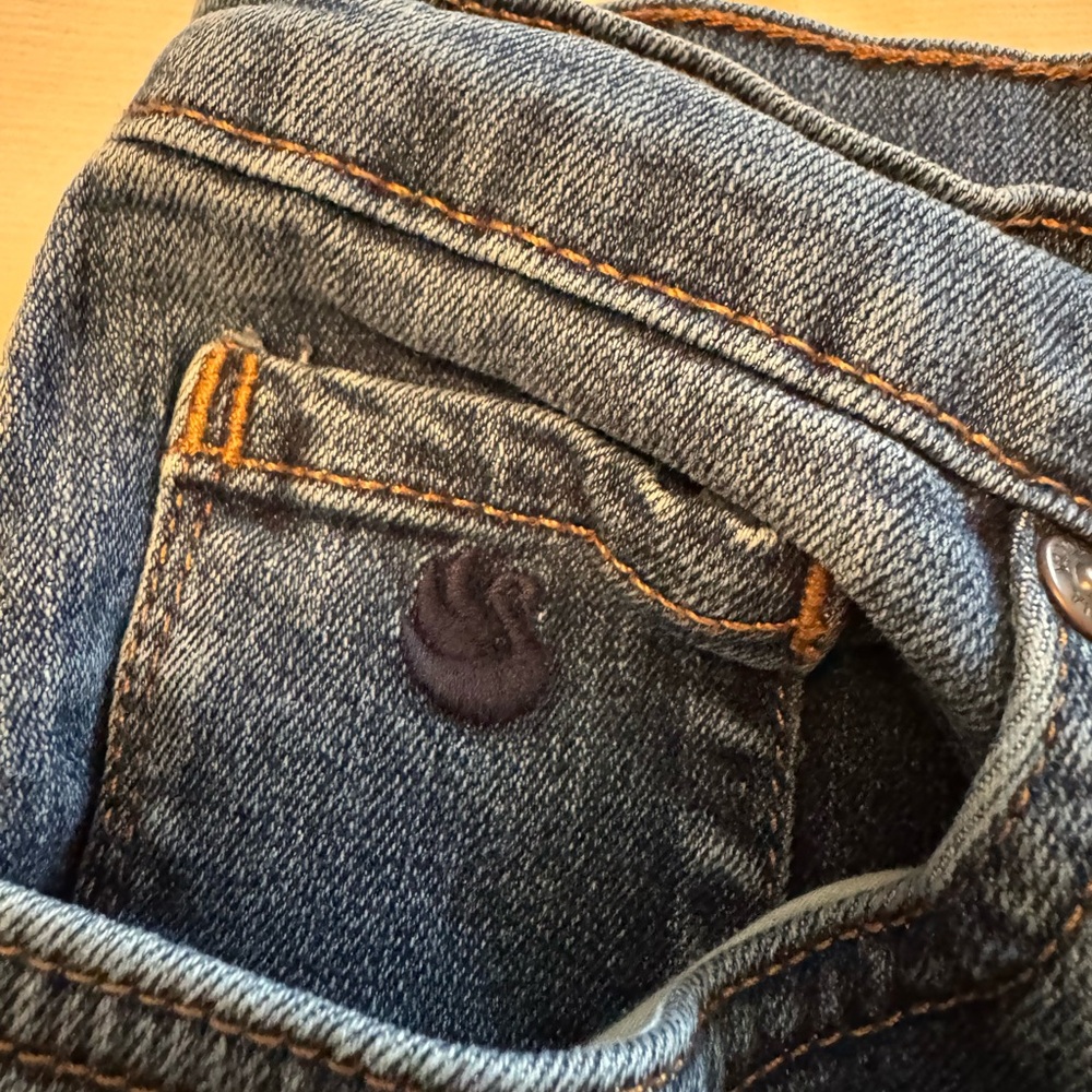 EUC! Gloria Vanderbilt Straight Leg Jeans in Blue Denim 10 Short - Picture 8 of 15